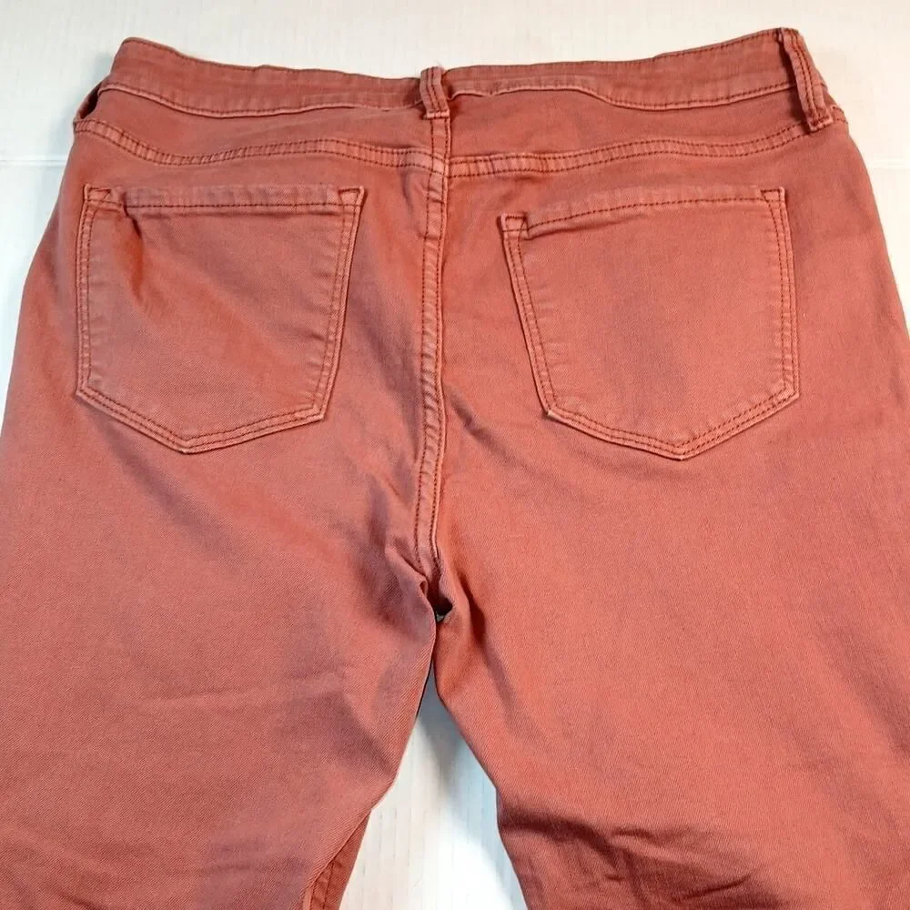 Old Navy Rockstar Girls Super Skinny Salmon Colored Jeans - Size 12
